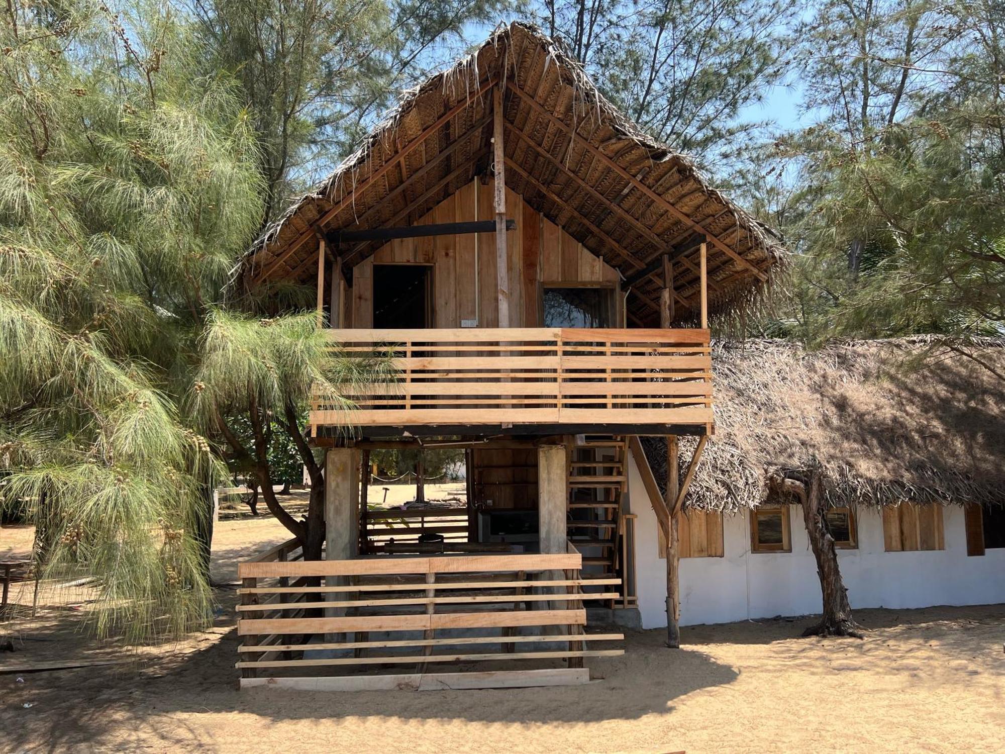 Sand Dune Beach Resort & Surf Camp Arugam Bay Kültér fotó