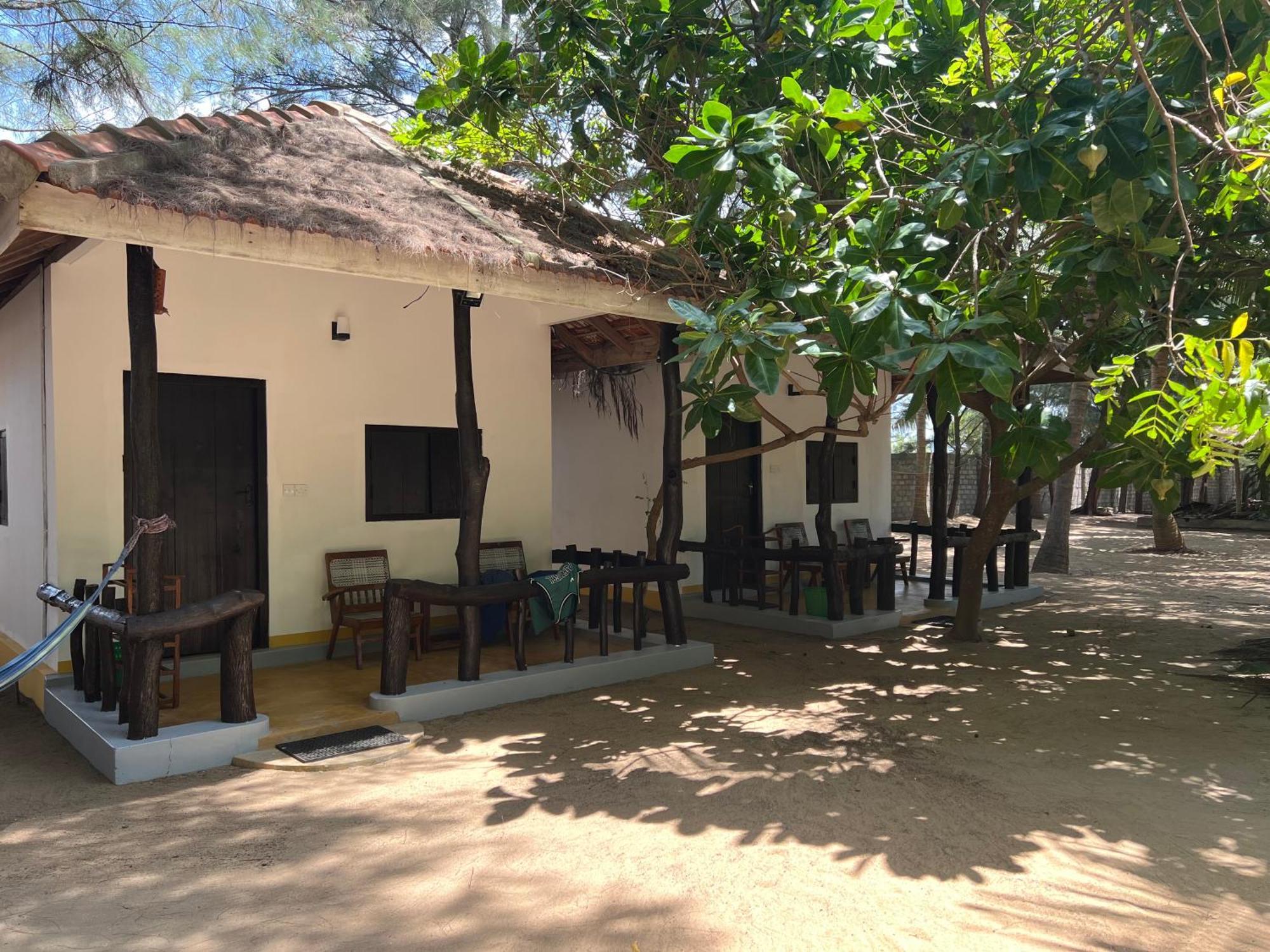 Sand Dune Beach Resort & Surf Camp Arugam Bay Kültér fotó