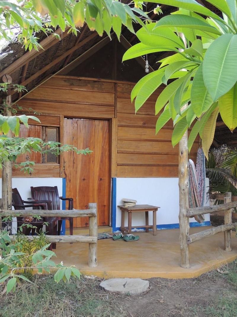 Sand Dune Beach Resort & Surf Camp Arugam Bay Kültér fotó
